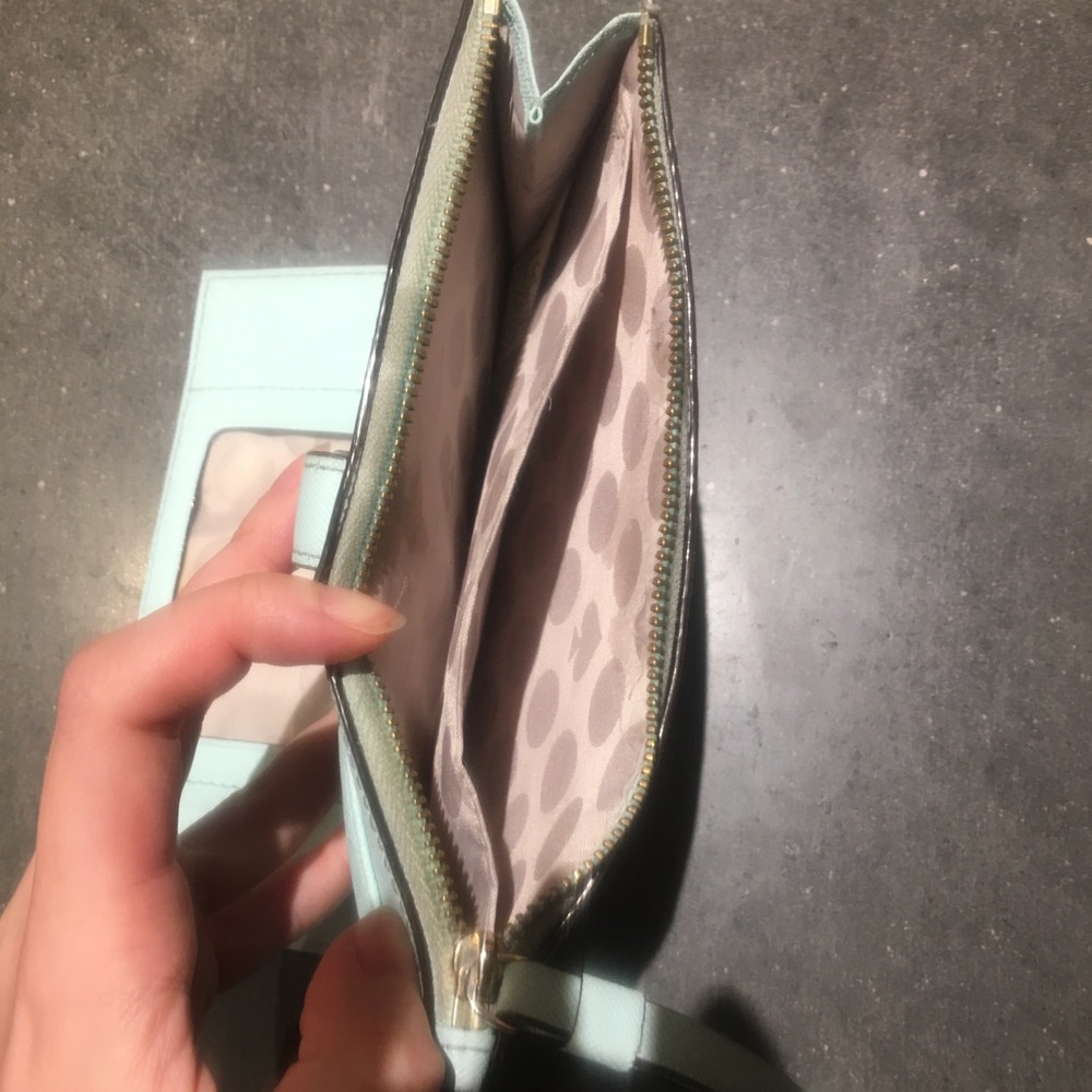 Kate spade tiffany blue wristlet wallet - Picture 4 of 4